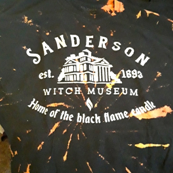 Gildan Tops - Sanderson Witch Museum Black Tie Dye Tee 2xl